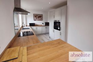 Kitchen Area- click for photo gallery